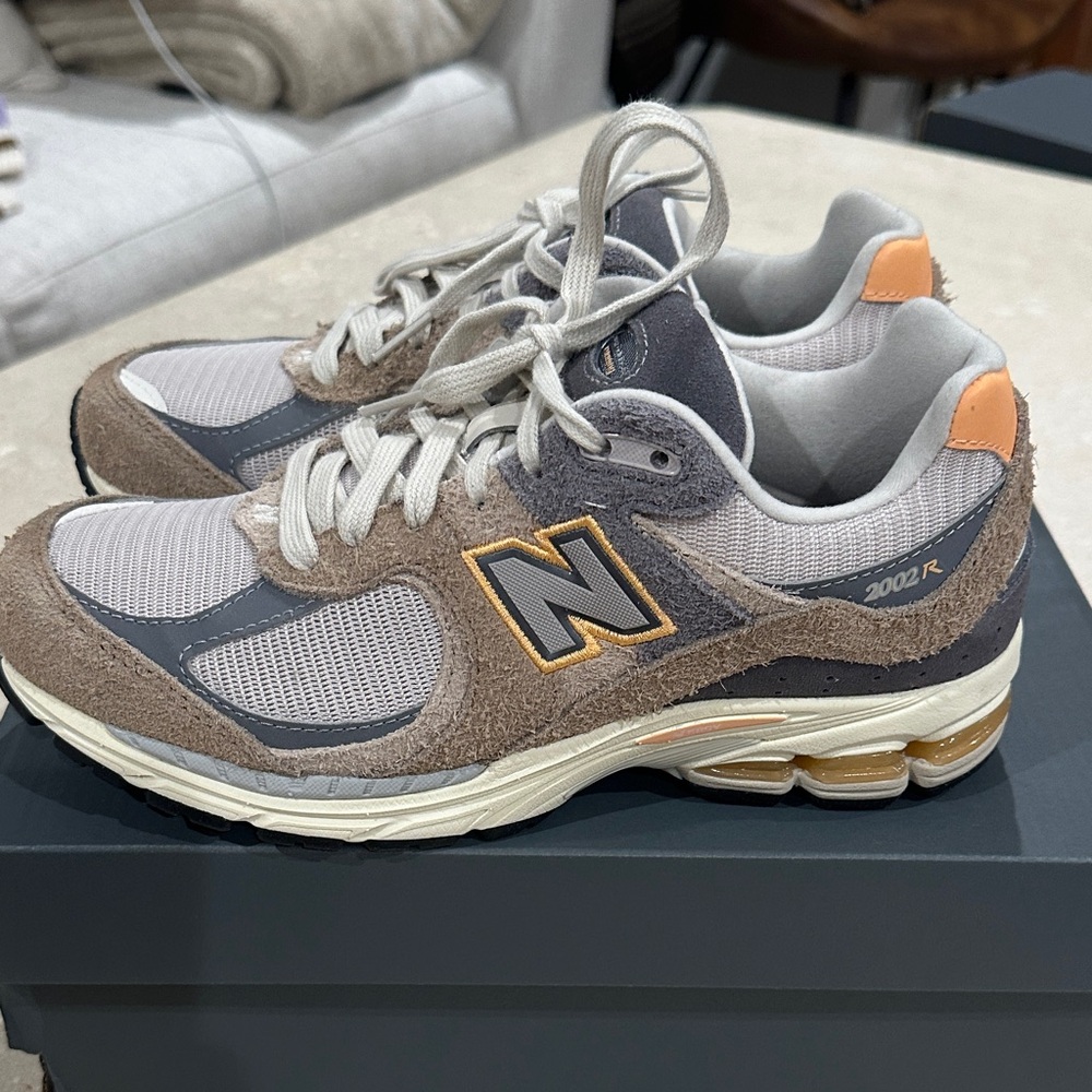 New Balance 2002R Brown/Orange